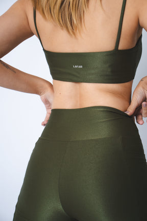 Short Com Bolso Sálvia