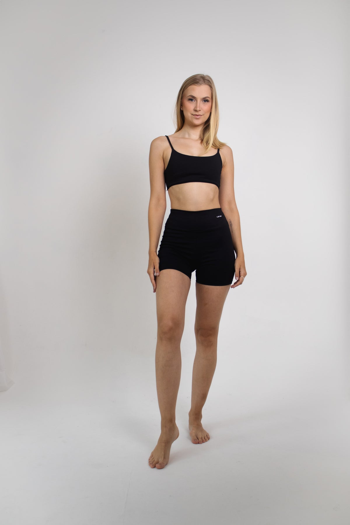 Short Feminino Basic Preto